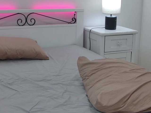 Ivywild live cam on BongaCams