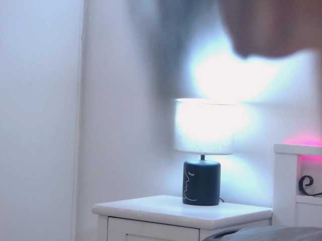 Ivywild — live female cam