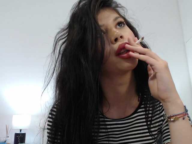 Ivywild live cam on BongaCams