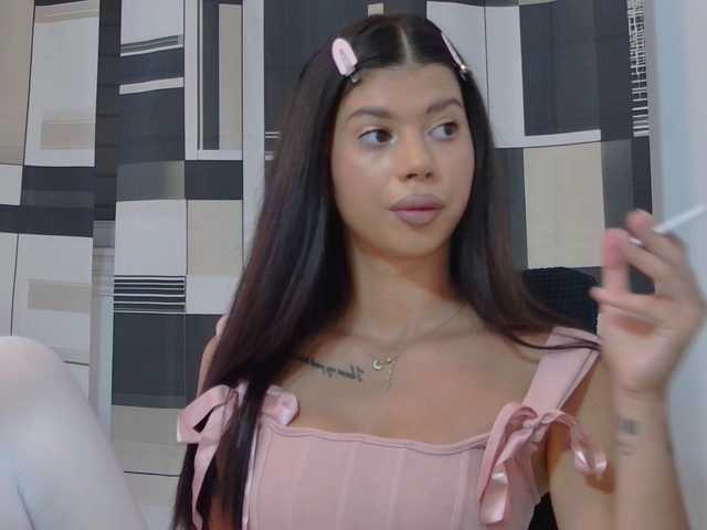 Ivywild live cam on BongaCams