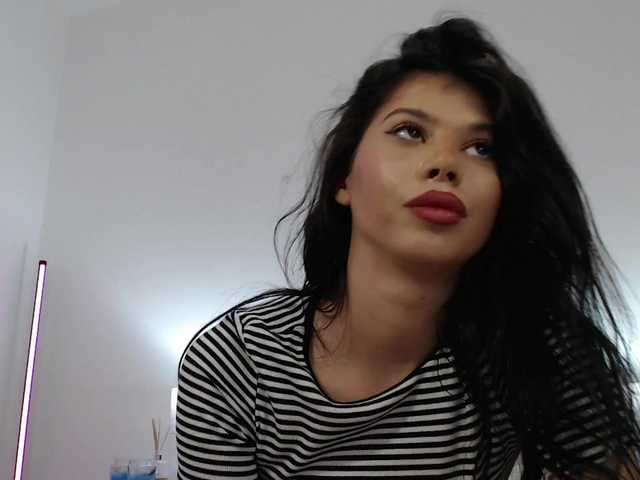 Ivywild live cam on BongaCams