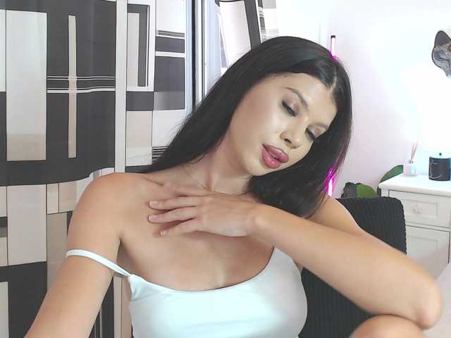 Ivywild live cam on BongaCams