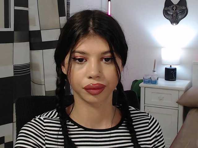 Ivywild live cam on BongaCams