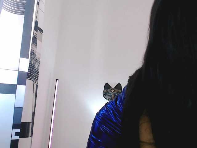 Ivywild live cam on BongaCams