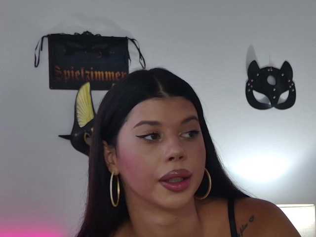 Ivywild live webcam show