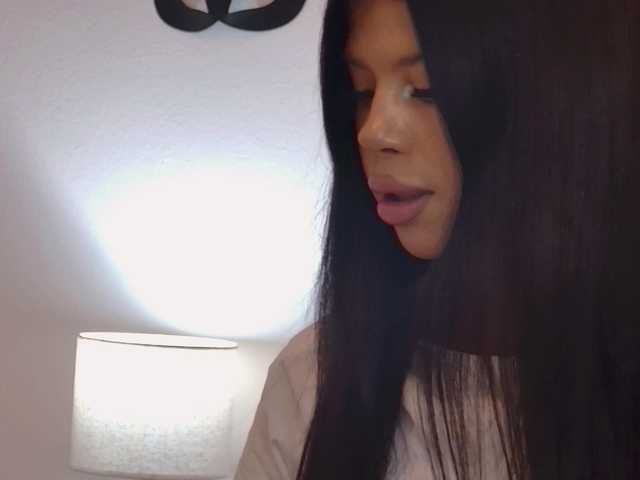 Ivywild live cam preview