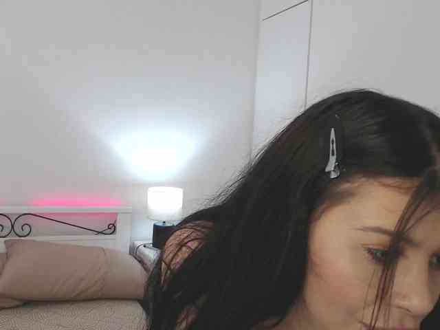 Ivywild Live Webcam on BongaCams