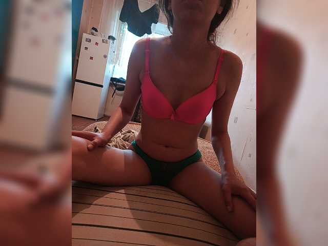 Disha1998 live cam on BongaCams