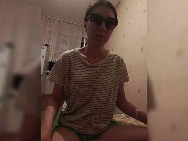 Disha1998 webcam