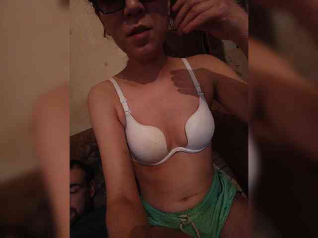 Disha1998 webcam