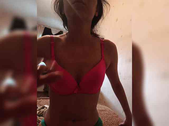 Disha1998 webcam