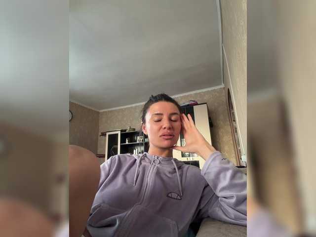 Miley003 live cam on BongaCams