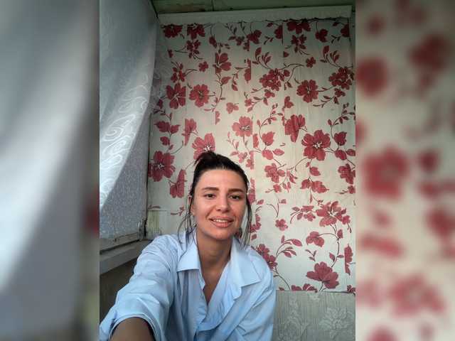 Miley003 live cam on BongaCams