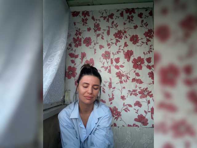 Miley003 live cam on BongaCams