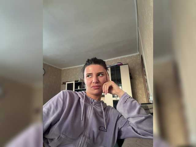 Miley003 live cam on BongaCams
