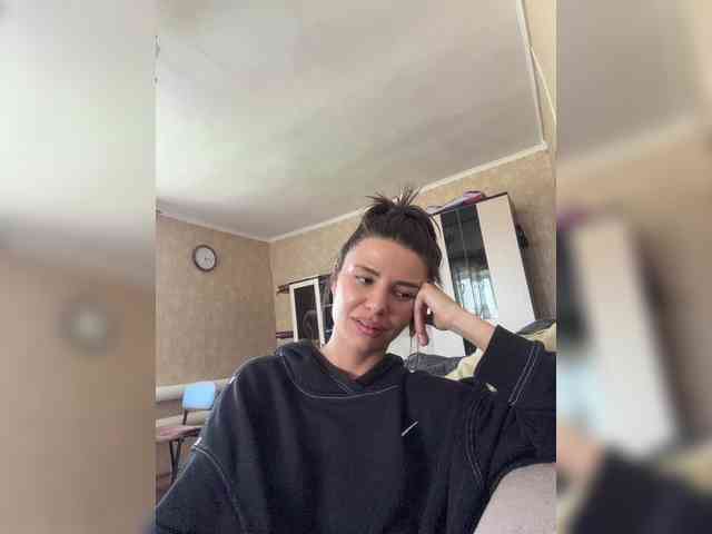 Miley003 webcam