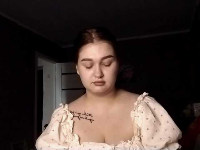 VidaKruiboesch live cam on BongaCams