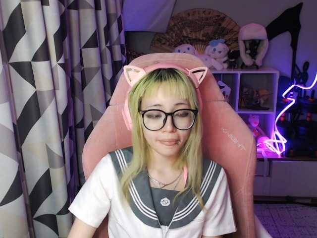 VidaKruiboesch live cam on BongaCams