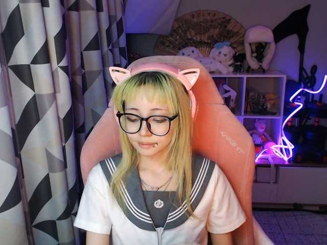 VidaKruiboesch live cam on BongaCams