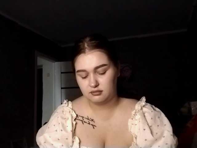 VidaKruiboesch live cam on BongaCams