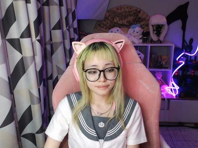 VidaKruiboesch live cam on BongaCams
