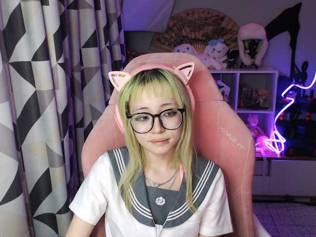 VidaKruiboesch live cam on BongaCams