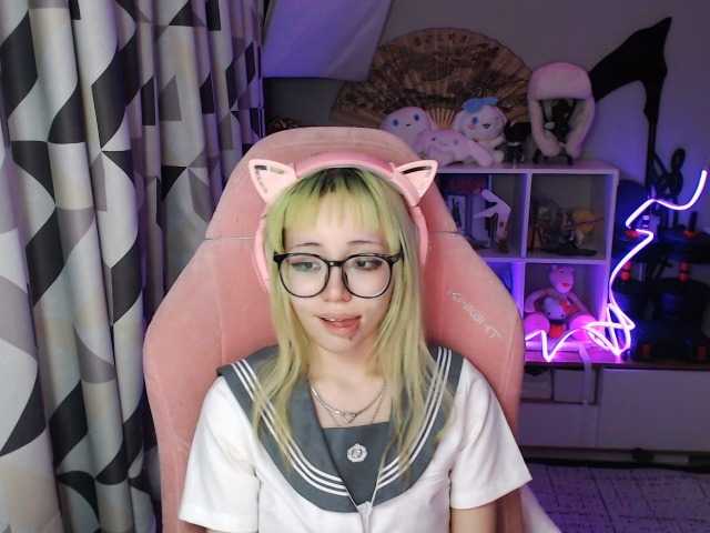 VidaKruiboesch live cam on BongaCams