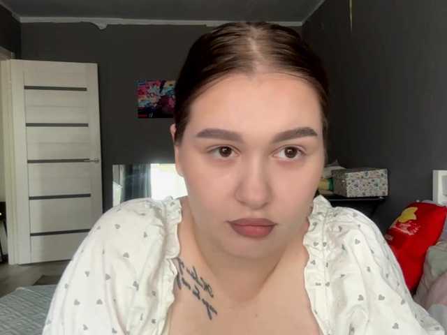 VidaKruiboesch live cam on BongaCams