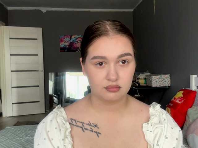 VidaKruiboesch live cam on BongaCams