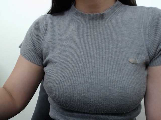 MiaZhen live cam on BongaCams