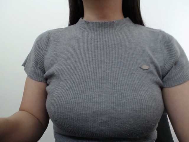 MiaZhen live cam on BongaCams