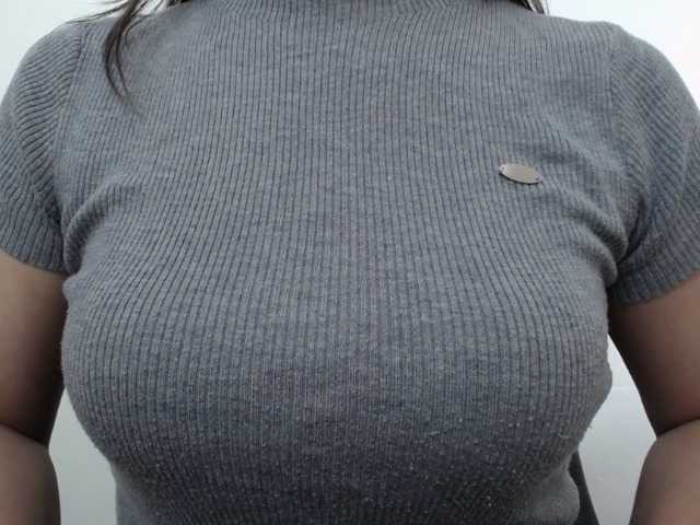 MiaZhen live cam on BongaCams