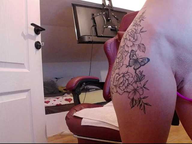MaraBliss922 live cam on BongaCams