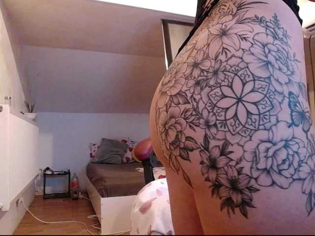 MaraBliss922 live cam on BongaCams