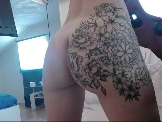 MaraBliss922 live cam on BongaCams