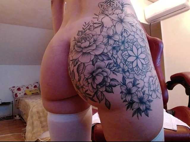 MaraBliss922 live cam on BongaCams