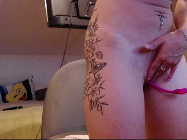 MaraBliss922 live cam on BongaCams