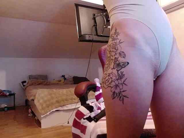 MaraBliss922 webcam