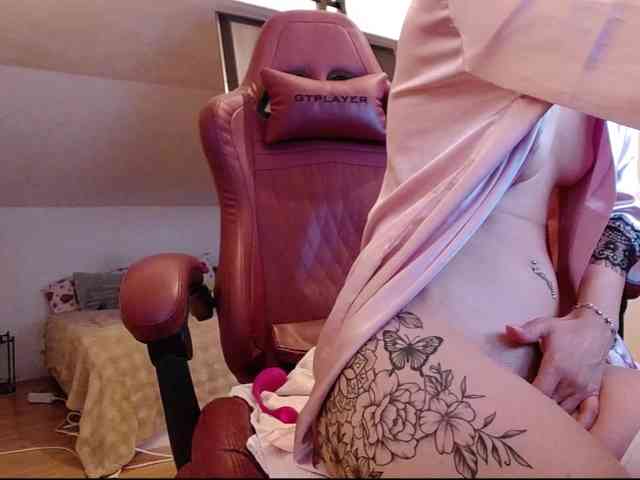 MaraBliss922 webcam