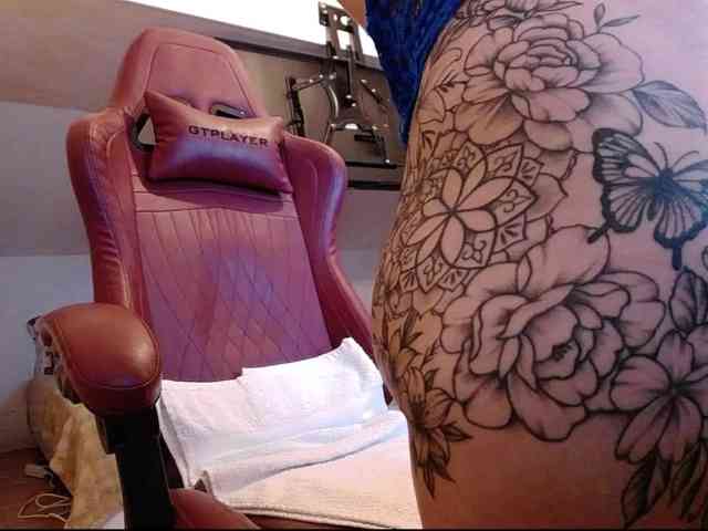 MaraBliss922 webcam