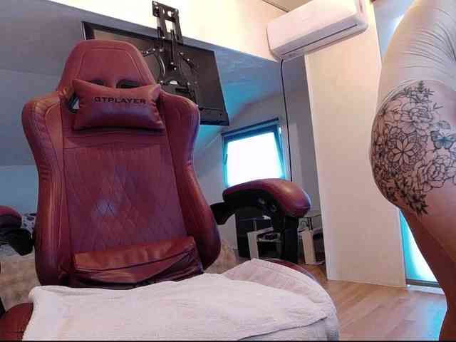 MaraBliss922 webcam