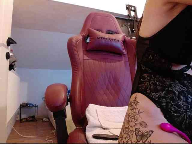MaraBliss922 webcam