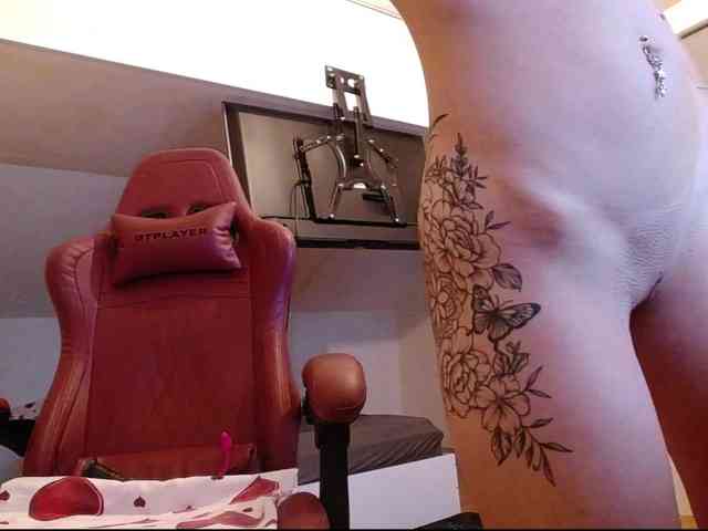 MaraBliss922 webcam