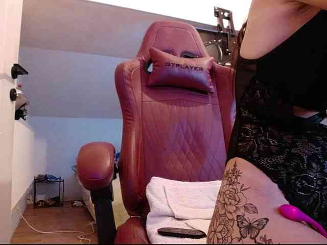 MaraBliss922 webcam