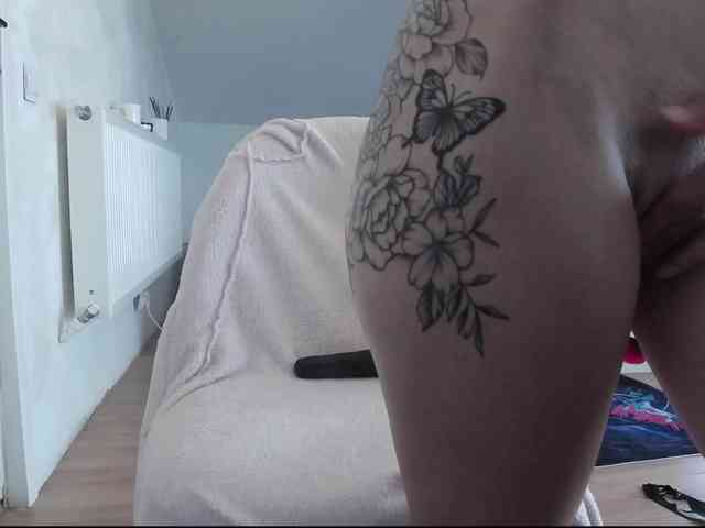 MaraBliss922 webcam