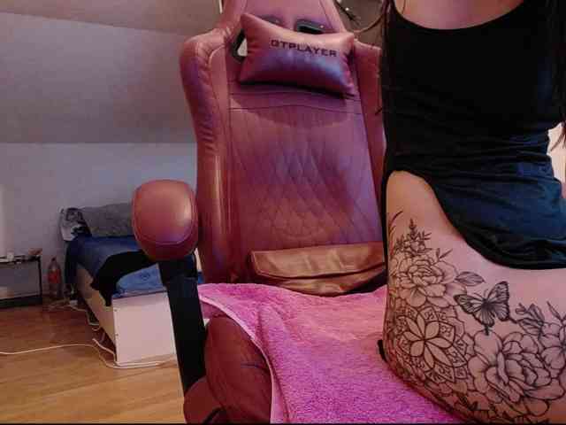 MaraBliss922 webcam