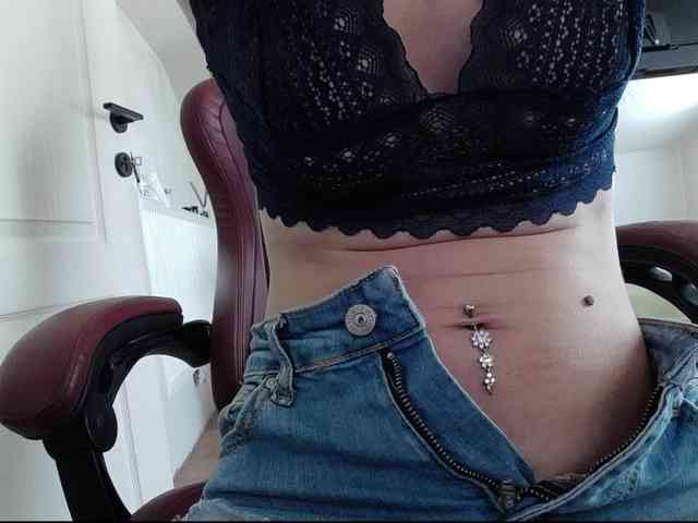 MaraBliss922 webcam