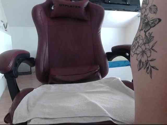 MaraBliss922 webcam