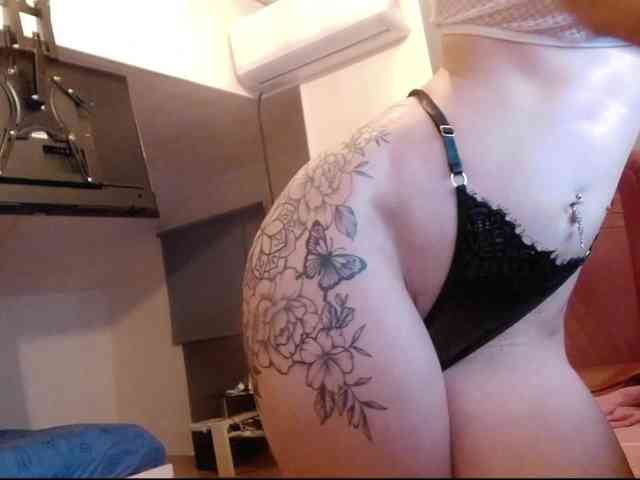 MaraBliss922 webcam