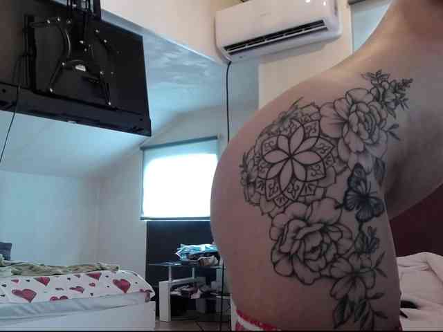 MaraBliss922 webcam